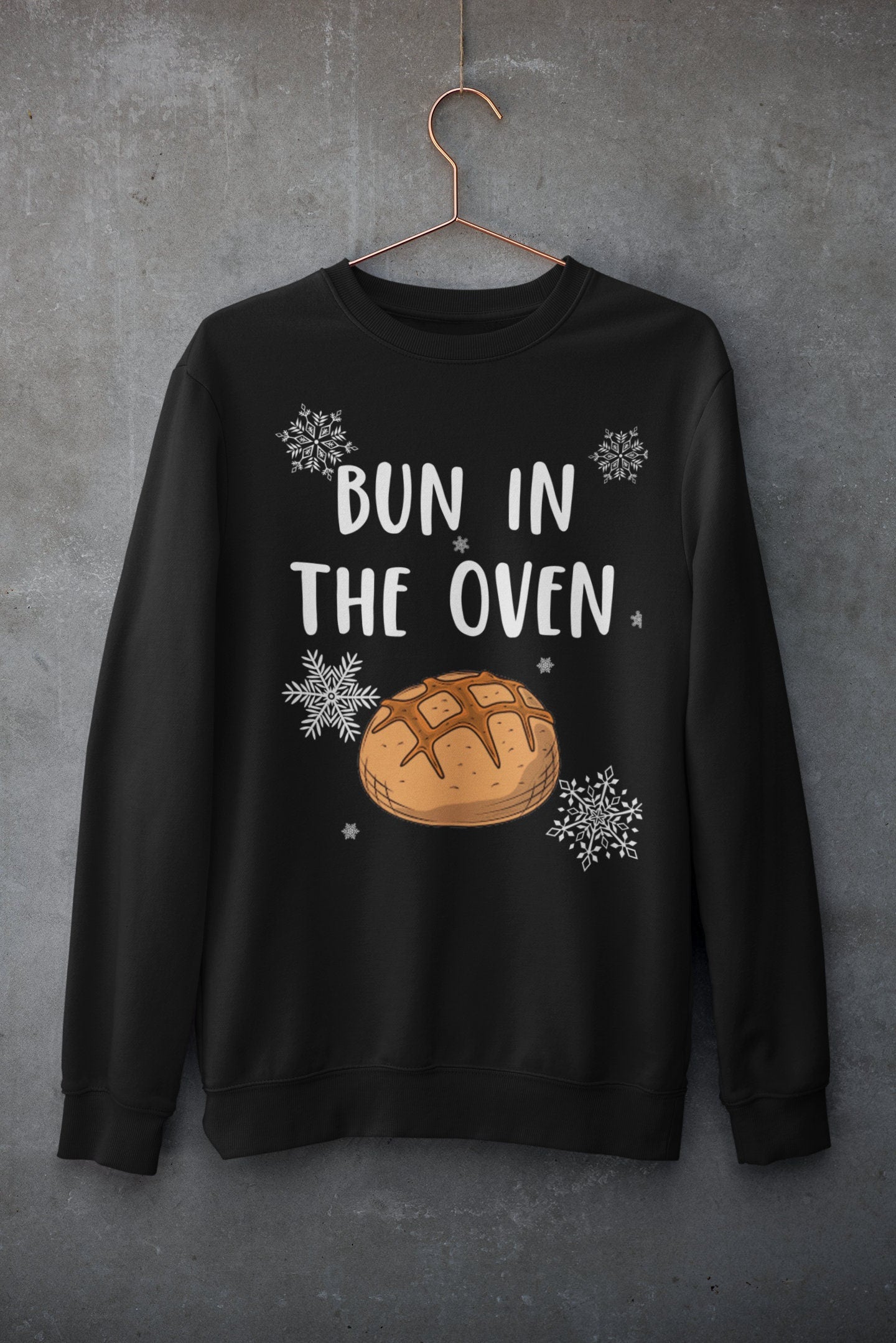 BUN IN THE OVEN CHRISTMAS JUMPER